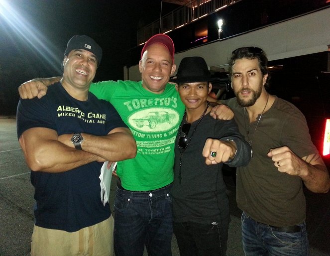 Furious 7 - Van de set - Vin Diesel, Tony Jaa