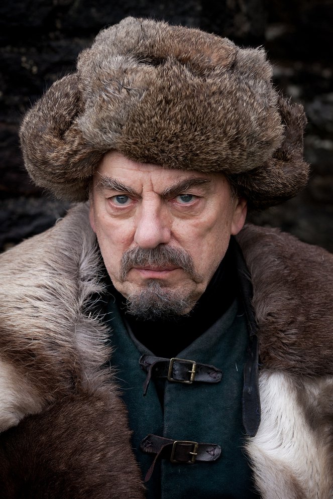 The Hollow Crown - Henry IV, Part 2 - Van film - Alun Armstrong