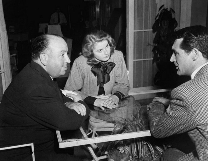 Pochybná žena - Z nakrúcania - Alfred Hitchcock, Ingrid Bergman, Cary Grant