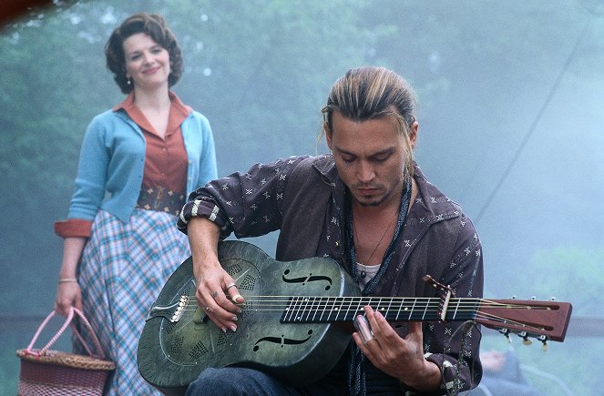 Czekolada - Z filmu - Juliette Binoche, Johnny Depp