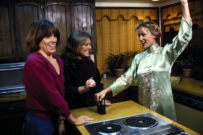 Susan Saint James, Jane Curtin, Jessica Lange