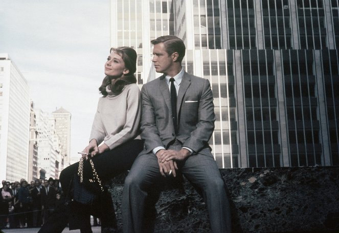 Álom luxuskivitelben - Filmfotók - Audrey Hepburn, George Peppard