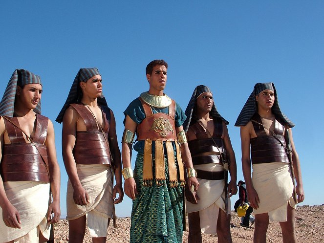 Faraoni, kteří postavili Egypt - Z filmu