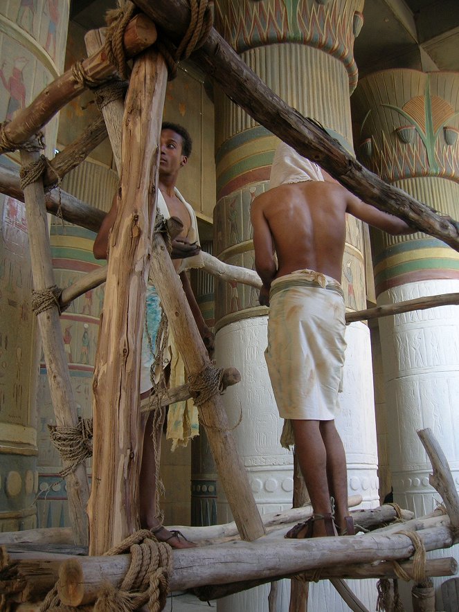 Faraoni, kteří postavili Egypt - Z filmu