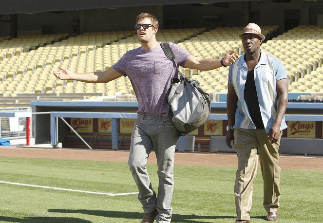 The Finder - Swing and a Miss - Photos - Geoff Stults, Michael Clarke Duncan
