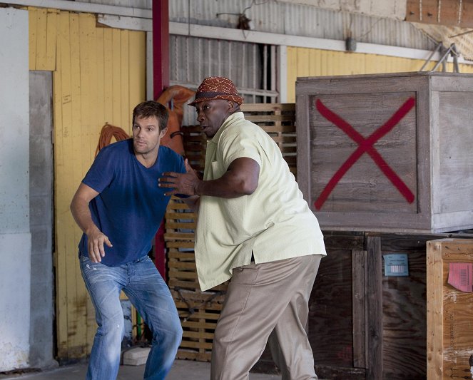 The Finder - Swing and a Miss - Photos - Geoff Stults, Michael Clarke Duncan