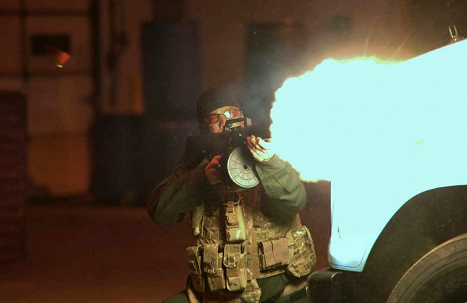 Szigorított őrizet - Filmfotók - Steven Seagal