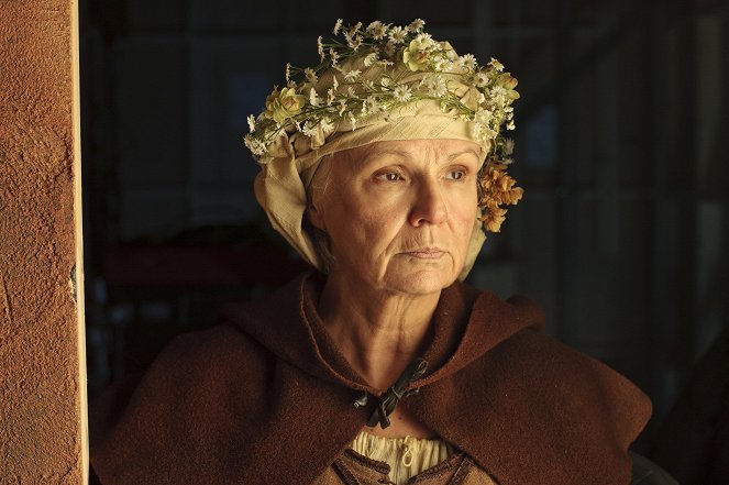 The Hollow Crown - Henry V - Promo - Julie Walters