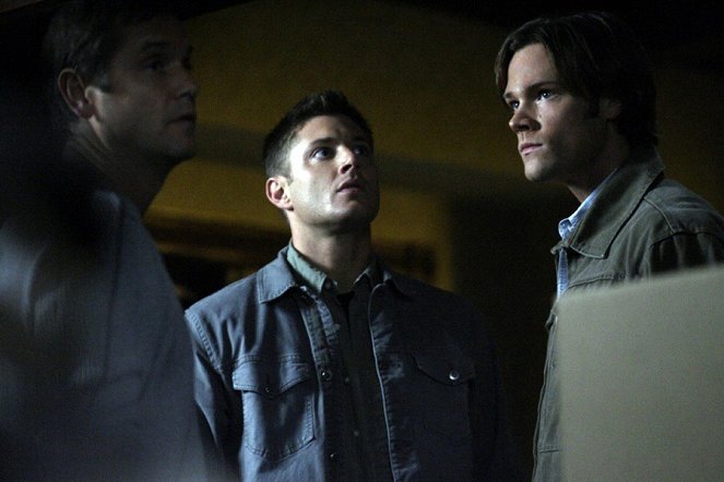 Supernatural - Season 4 - Family Remains - Photos - Jensen Ackles, Jared Padalecki