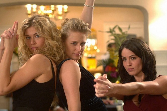 Sobrenatural - What Is and What Should Never Be - De filmes - Adrianne Palicki, Samantha Smith, Michelle Borth