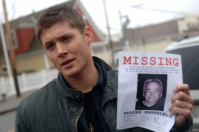 Supernatural - Season 3 - Mystery Spot - Photos - Jensen Ackles