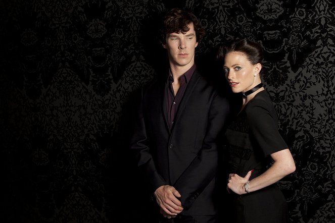 Sherlock - Werbefoto - Benedict Cumberbatch, Lara Pulver