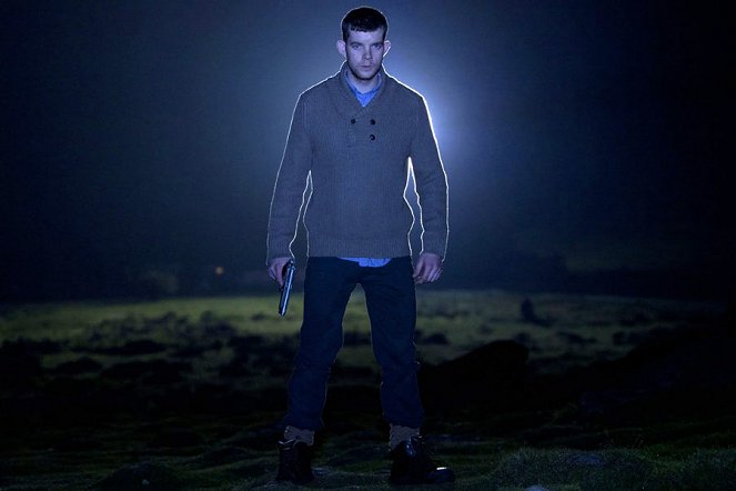 Sherlock - Season 2 - The Hounds of Baskerville - Photos - Russell Tovey