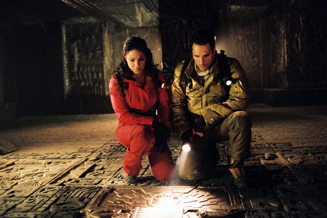 Alien vs. Predator - De la película - Sanaa Lathan, Raoul Bova