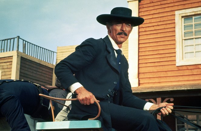 Oro sangriento - De la película - Lee Van Cleef