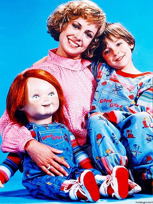 Chucky - Die Mörderpuppe - Werbefoto - Catherine Hicks, Alex Vincent
