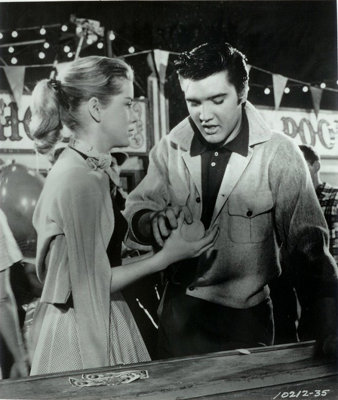 Loving You - De la película - Dolores Hart, Elvis Presley