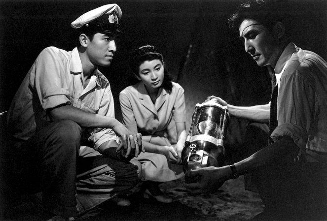 Japón bajo el terror del monstruo - De la película - Akira Takarada, Momoko Kôchi, Akihiko Hirata