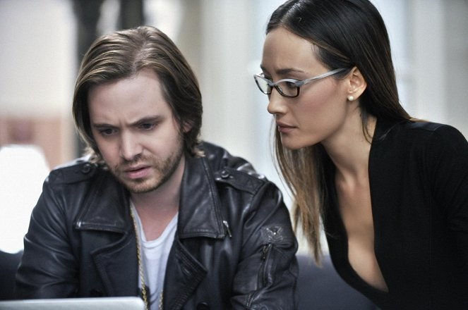 Nikita - Do filme - Aaron Stanford, Maggie Q