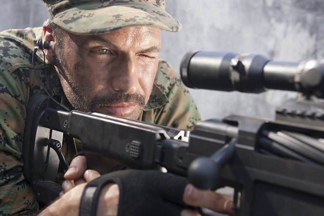Sniper: Reloaded - De la película - Billy Zane