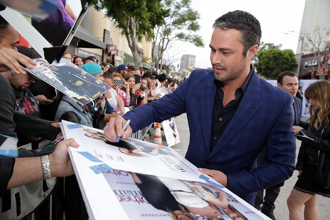 The Other Woman - Events - Taylor Kinney