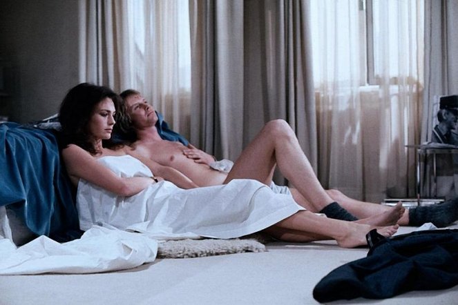 End of the Game - Photos - Jacqueline Bisset, Jon Voight