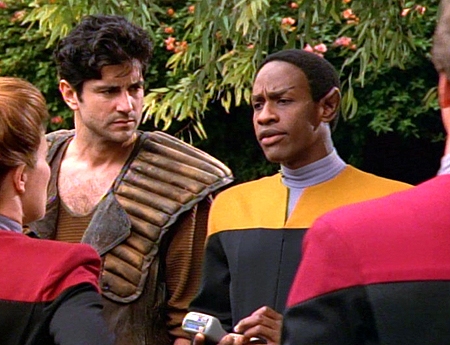 Star Trek: Voyager - Season 1 - Utazás a galaxis túlsó végére - Filmfotók - Tim Russ
