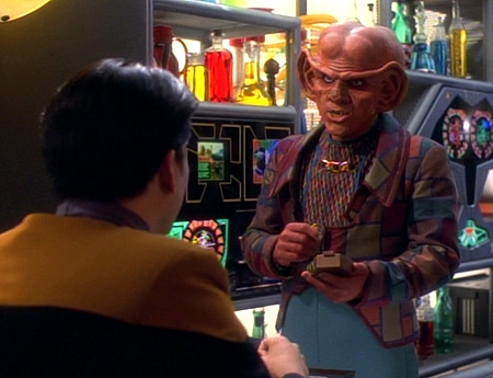 Star Trek: Voyager - Season 1 - Caretaker - Photos - Armin Shimerman