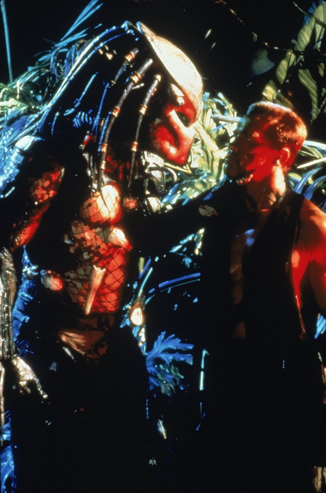 Predator - Photos - Kevin Peter Hall, Arnold Schwarzenegger