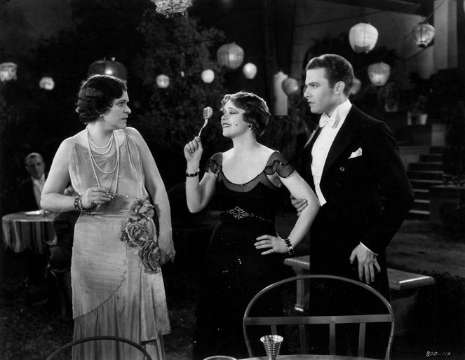Love Among the Millionaires - Filmfotos - Clara Bow, Stanley Smith
