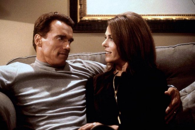 Świąteczna gorączka - Z filmu - Arnold Schwarzenegger, Rita Wilson