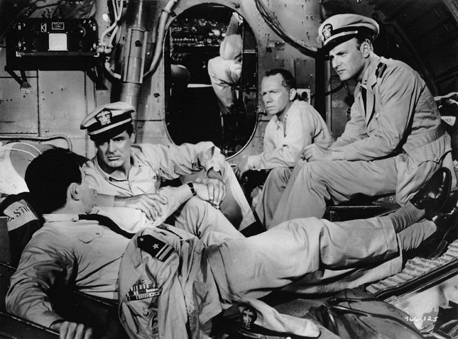 Laivasto riemulomalla - Kuvat elokuvasta - Cary Grant