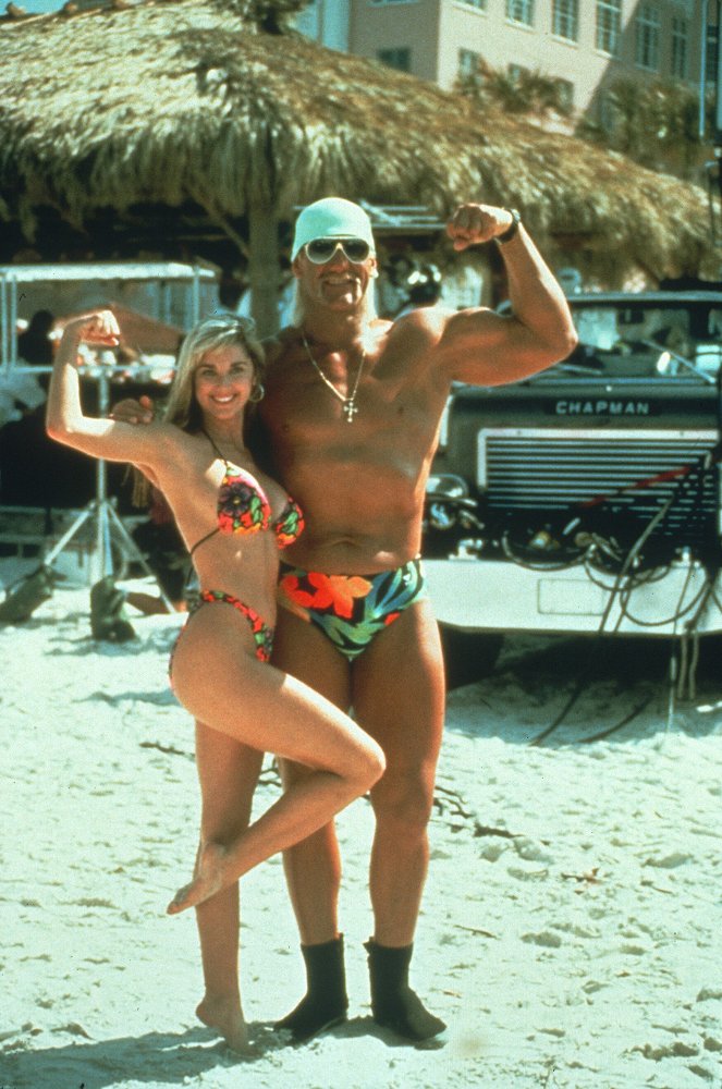 Blesk v ráji - Promo - Carol Alt, Hulk Hogan
