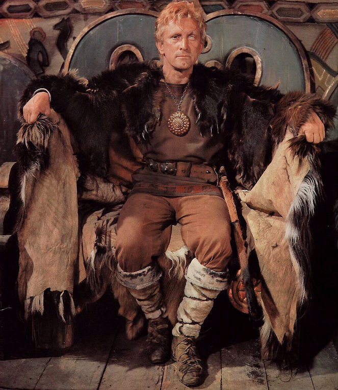 The Vikings - Photos - Kirk Douglas