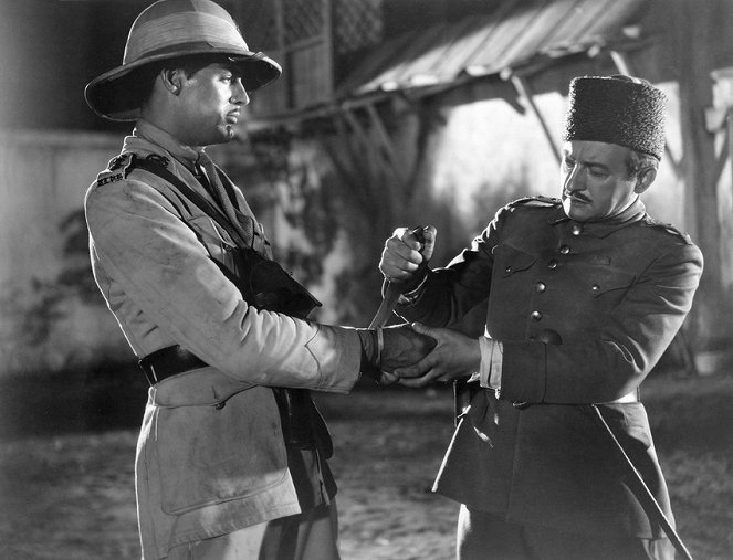 Uloin etuvartio - Kuvat elokuvasta - Cary Grant, Claude Rains