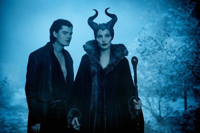 Maleficent - Die dunkle Fee - Filmfotos - Sam Riley, Angelina Jolie