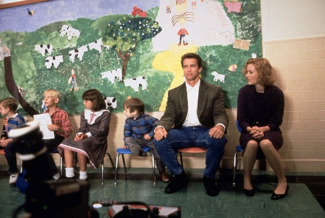 Kindergarten Cop - Filmfotos - Arnold Schwarzenegger, Penelope Ann Miller