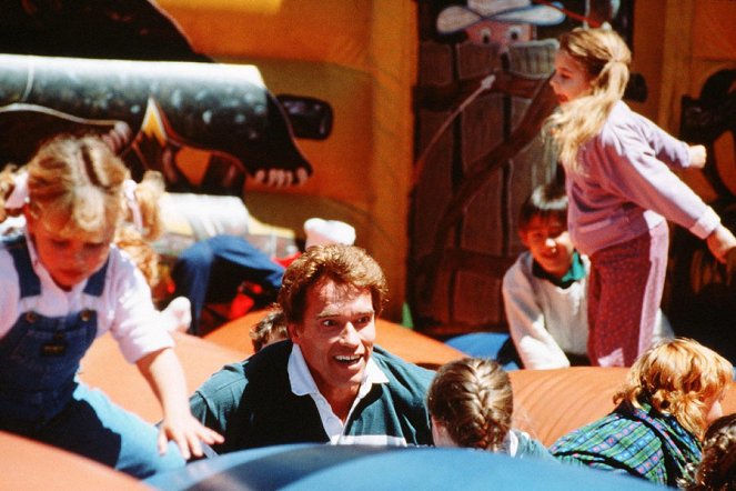 Kindergarten Cop - Filmfotos - Arnold Schwarzenegger