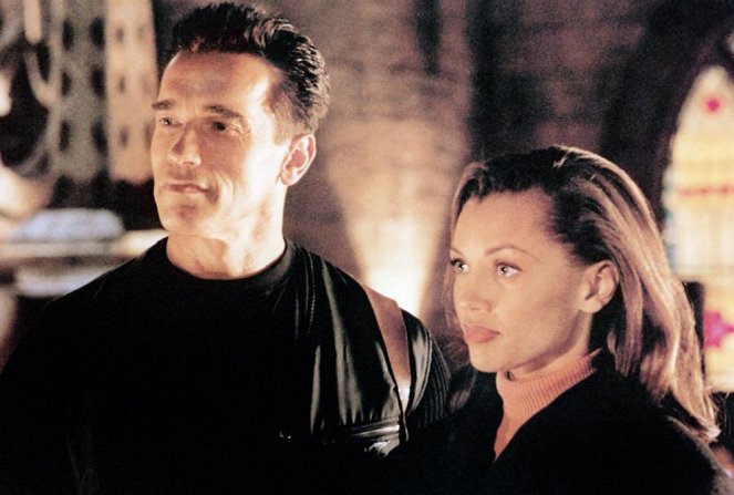 Likvidátor - Z filmu - Arnold Schwarzenegger, Vanessa Williams