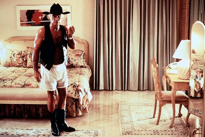 Striptease - Filmfotos - Burt Reynolds