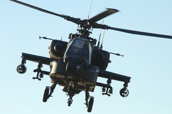 Bitevní vrtulník AH-64D Apache - Z filmu
