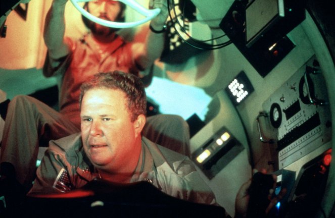 S.O.S. - Submarino Nuclear - Do filme - Ned Beatty
