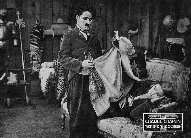 Charlot tramoyista de cine - De la película - Charlie Chaplin, Edna Purviance