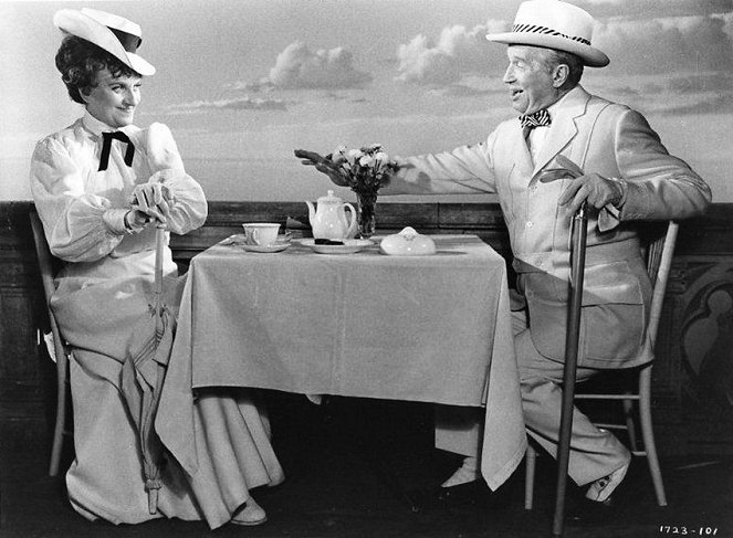 Gigi - Filmfotók - Hermione Gingold, Maurice Chevalier