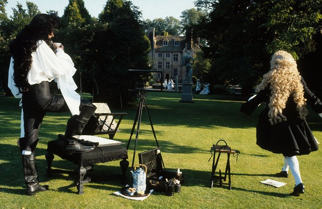 Meurtre dans un jardin anglais - Film