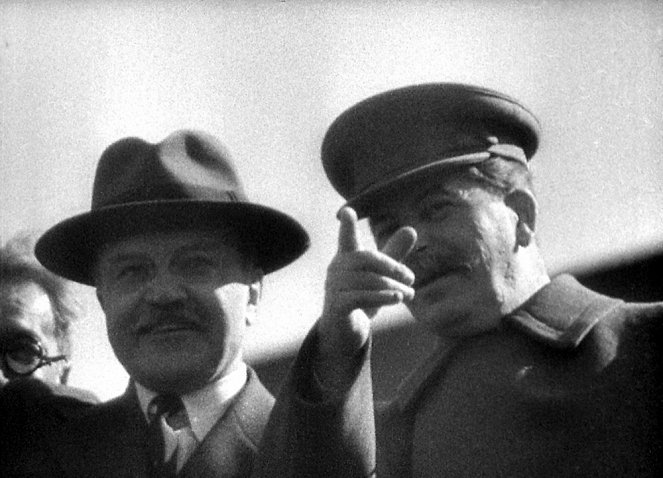 Molotov - muž za Stalinom - Z filmu