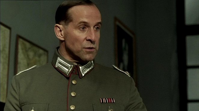 Hitler: Vzestup zla - Z filmu - Peter Stormare