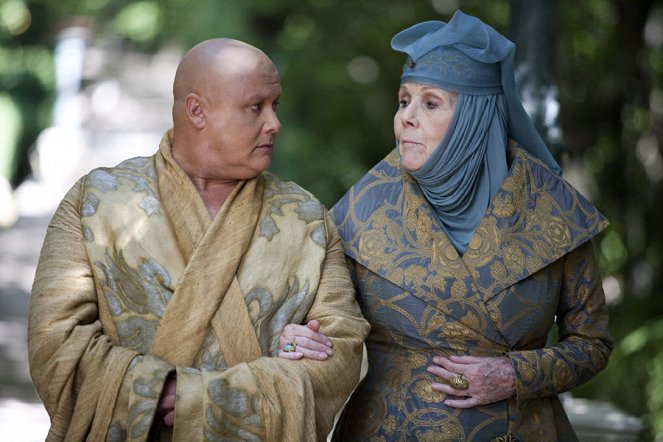 Game of Thrones - And Now His Watch is Ended - Van film - Conleth Hill, Diana Rigg