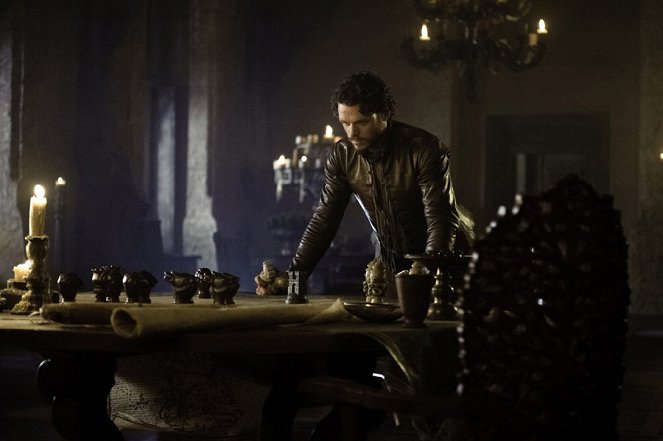 Game Of Thrones - Vom Feuer geküsst - Filmfotos - Richard Madden