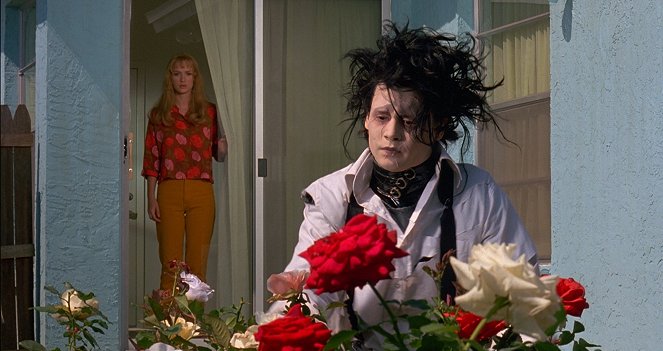 Edward mit den Scherenhänden - Filmfotos - Winona Ryder, Johnny Depp